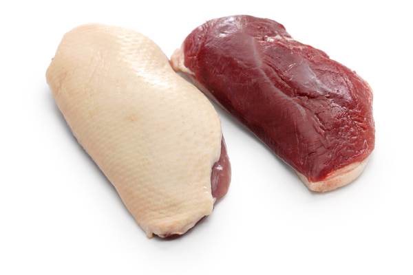 TK Barbarie Entenbrust, mit Haut, ohne Knochen, Hkl.A, paarweise vakuumiert, Frankreich, 5 KG/KT