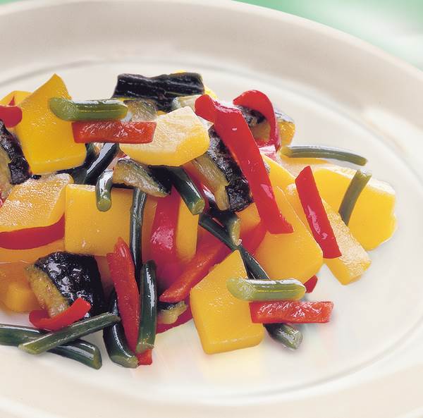 TK Findus Ratatouille, gelb, 2x1,8kg, 1,8 KG/BT aus gelben Karotten ...