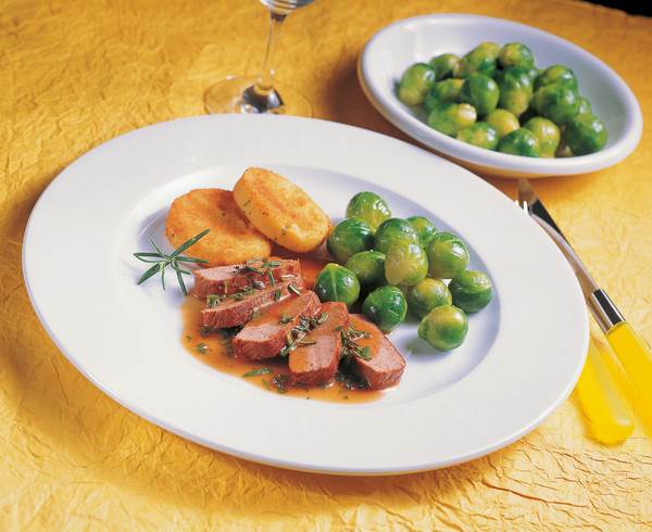 TK Schnefrost Pommes Macaire, ca.40g, 2,5 KG/BT aus frischem Kartoffelpüree, mild gewürzt, ausgeformt und paniert
