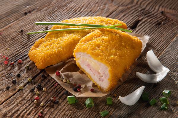 Mr Aves Cordon bleu z indyka, faszerowane szynką z indyka i serem, ok. 100g/ szt., 1 KG/PA