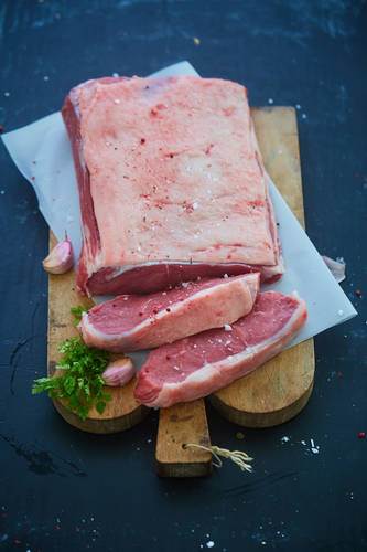 Striploin af ungkvæg, ca. 5 kg, Danmark